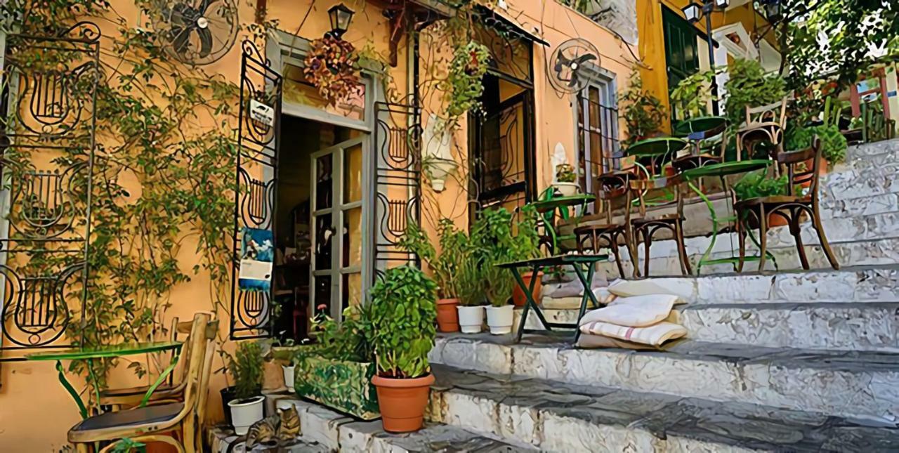 By The Acropolis, In The Heart Of Plaka! Atenas Exterior foto
